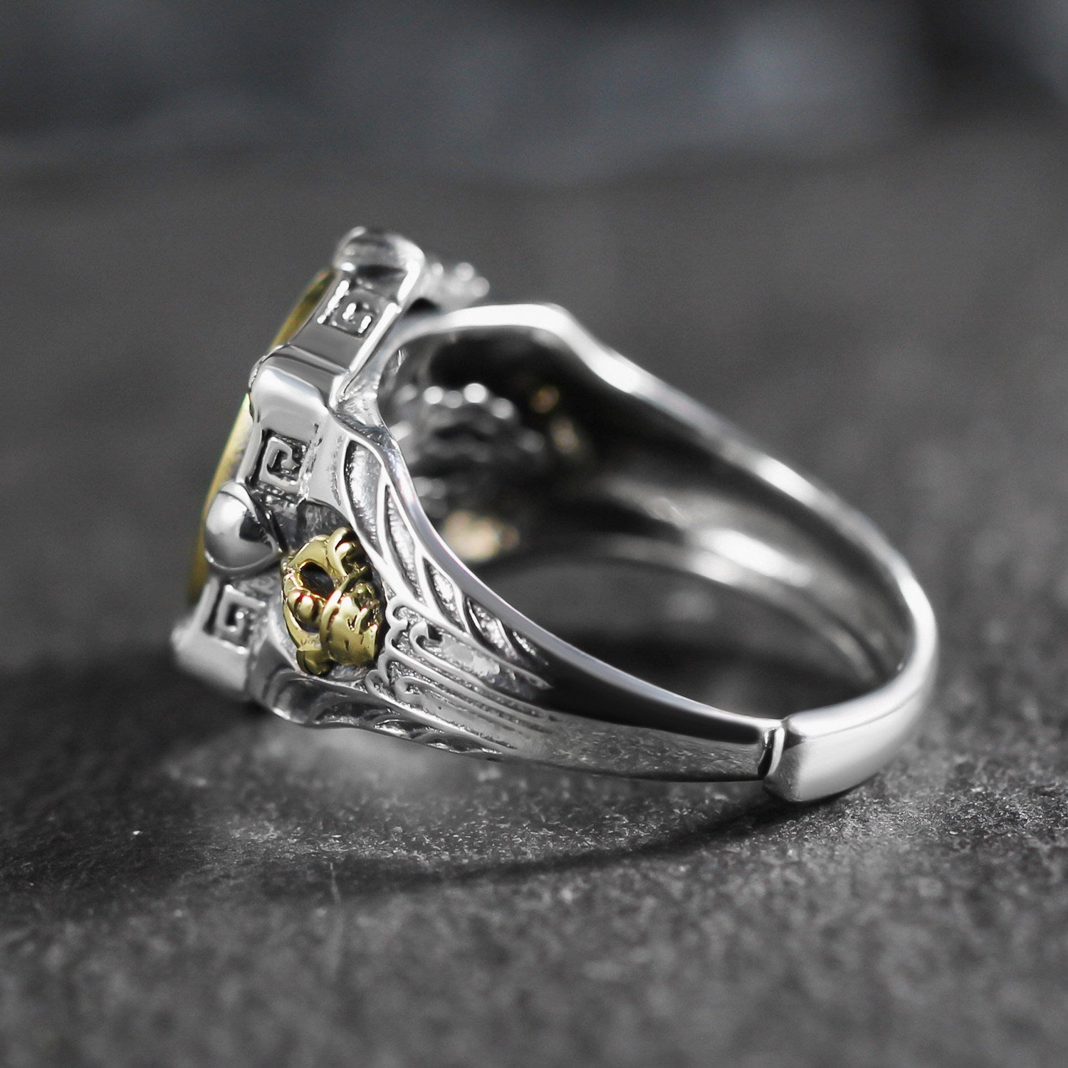 Vajra Oval Turquoise 925 Sterling Silver Ring