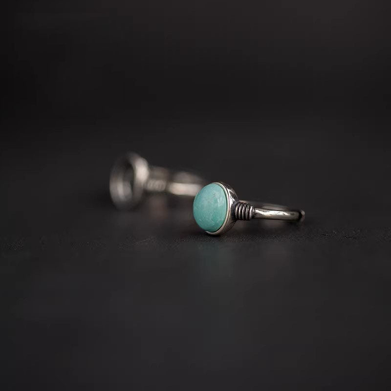 Antiqued Solitaire Turquoise 925 Sterling Silver Ring