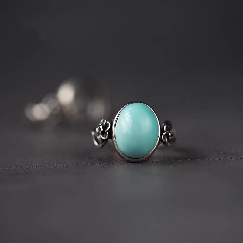 925 Sterling Silver Turquoise Ring with Flower Detail