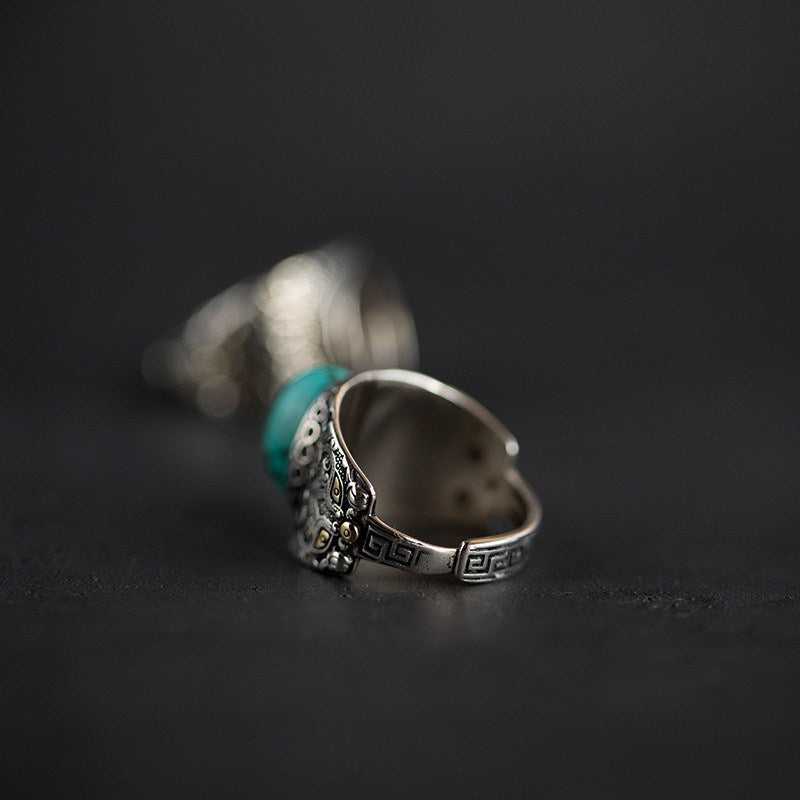 Retro Totem Turquoise Ring 925 Sterling Silver with Detailed Scrollwork