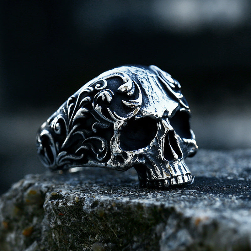 Ornate Gothic Skull Ring