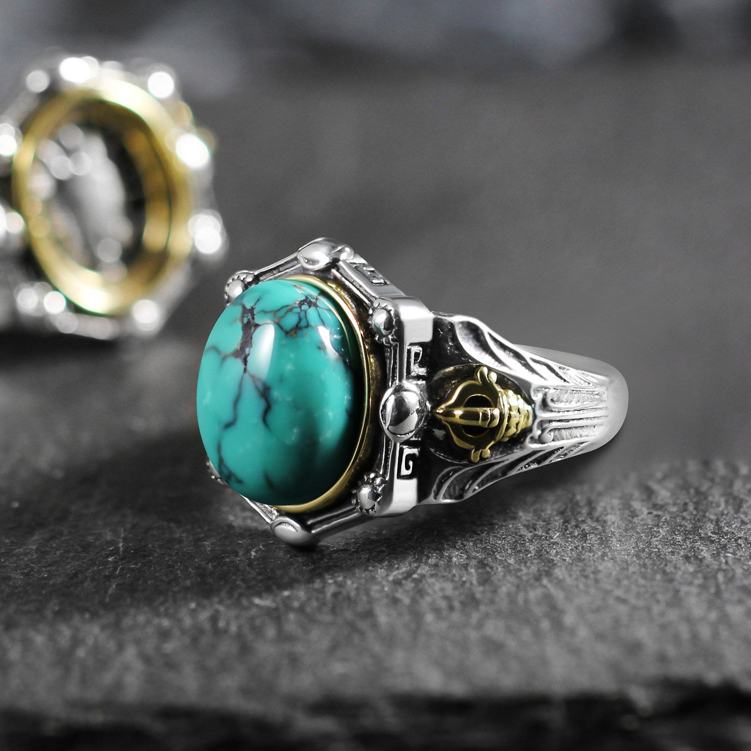 Vajra Oval Turquoise 925 Sterling Silver Ring