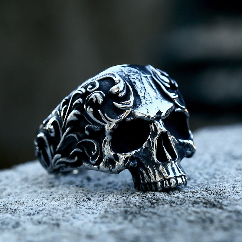 Ornate Gothic Skull Ring