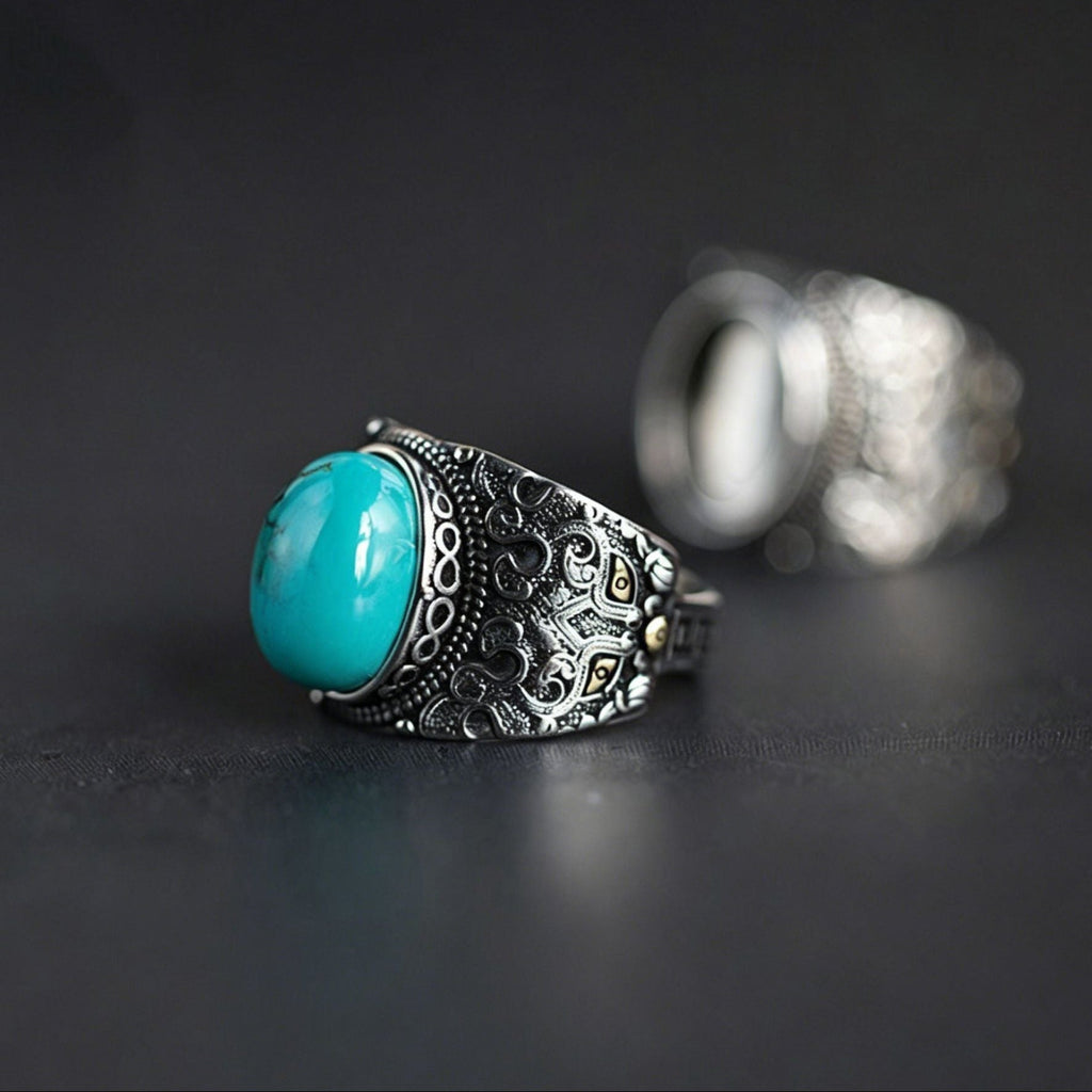 Retro Totem Turquoise Ring 925 Sterling Silver with Detailed Scrollwork