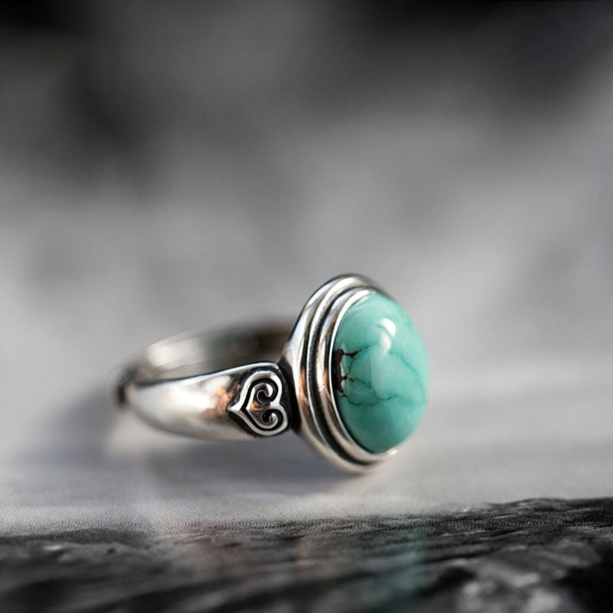 Vintage Engraved Turquoise Statement 925 Sterling Silver Ring