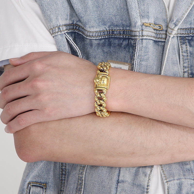 Men's skull bracelet