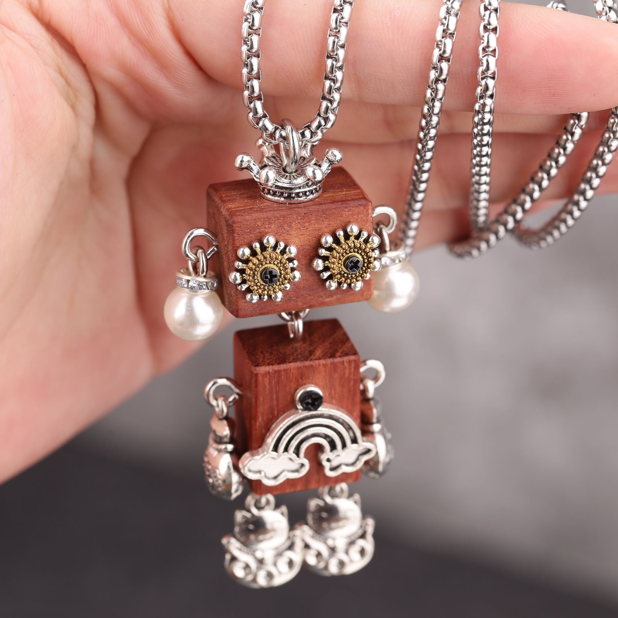 Artisan Crown Lucky Cat Robot Necklace