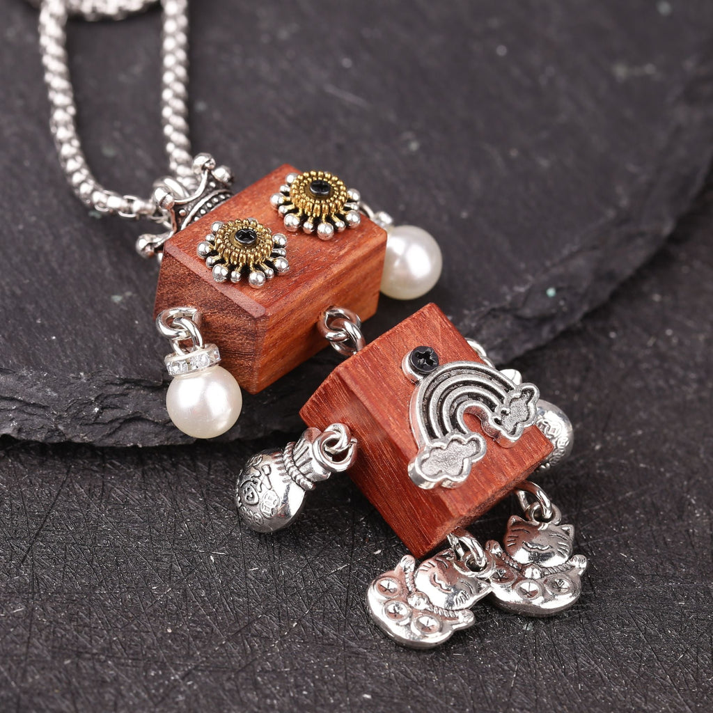 Artisan Crown Lucky Cat Robot Necklace