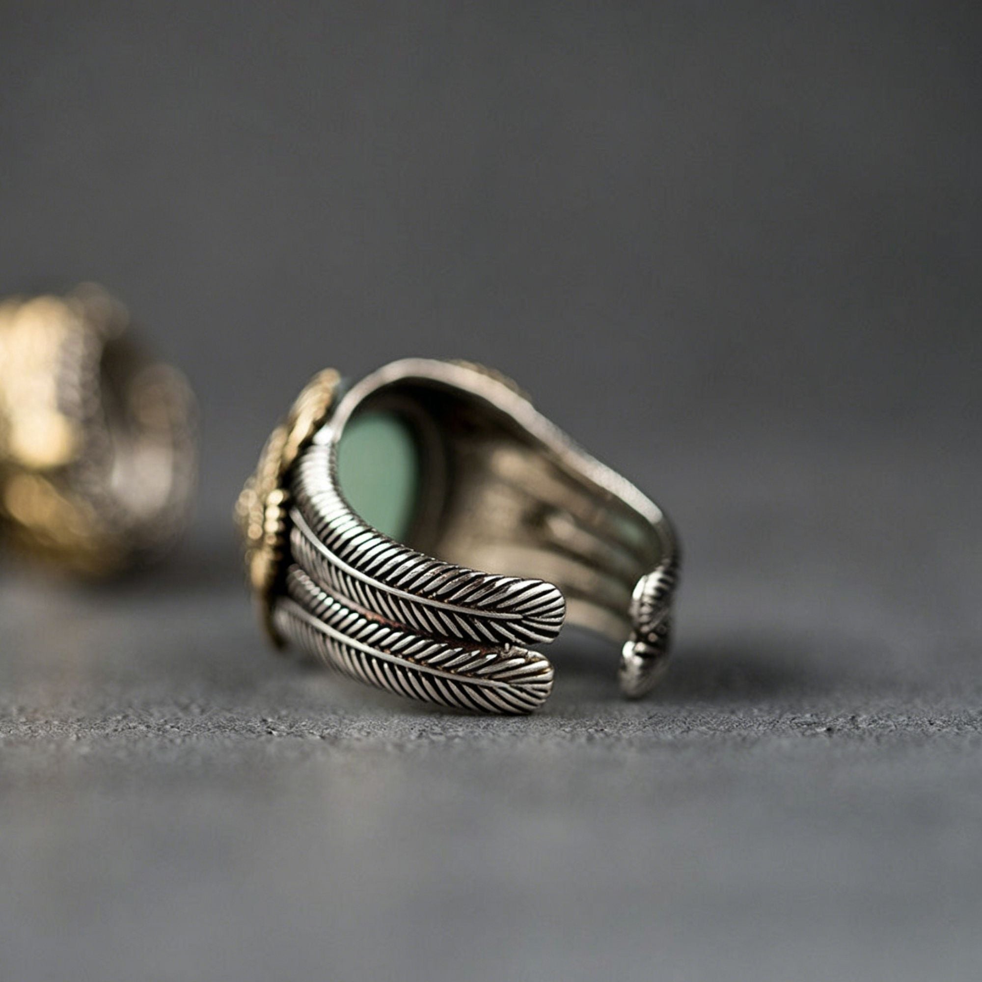 925 Sterling Silver Ring with Turquoise and Eagle Feather Motif
