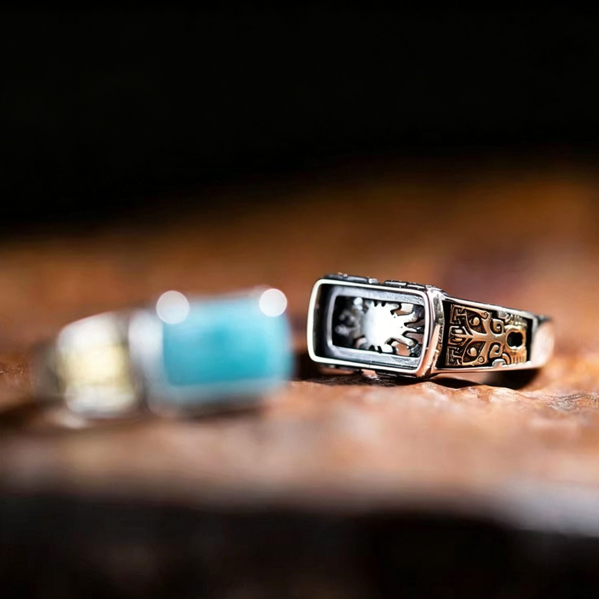 Rectangular Turquoise with Copper Totem Engraved Setting 925 Sterling Silver Ring