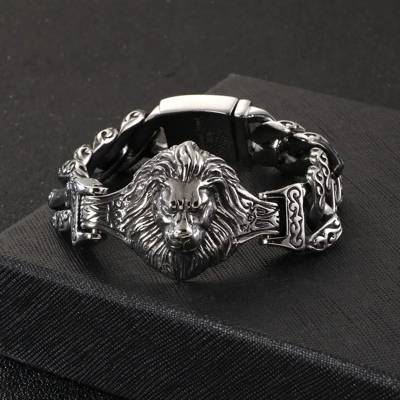 Curb Link Lion Head Stainless Steel Bracelet