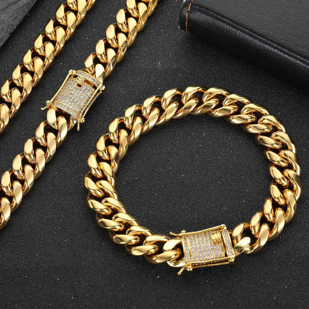 Cylindrical Stone Inlaid Open-Box Clasp Cuban Chain-Gold