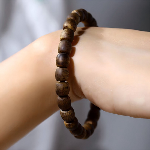 Nha Trang Agarwood Bracelet – Refined Grade · Subtle Sweetness