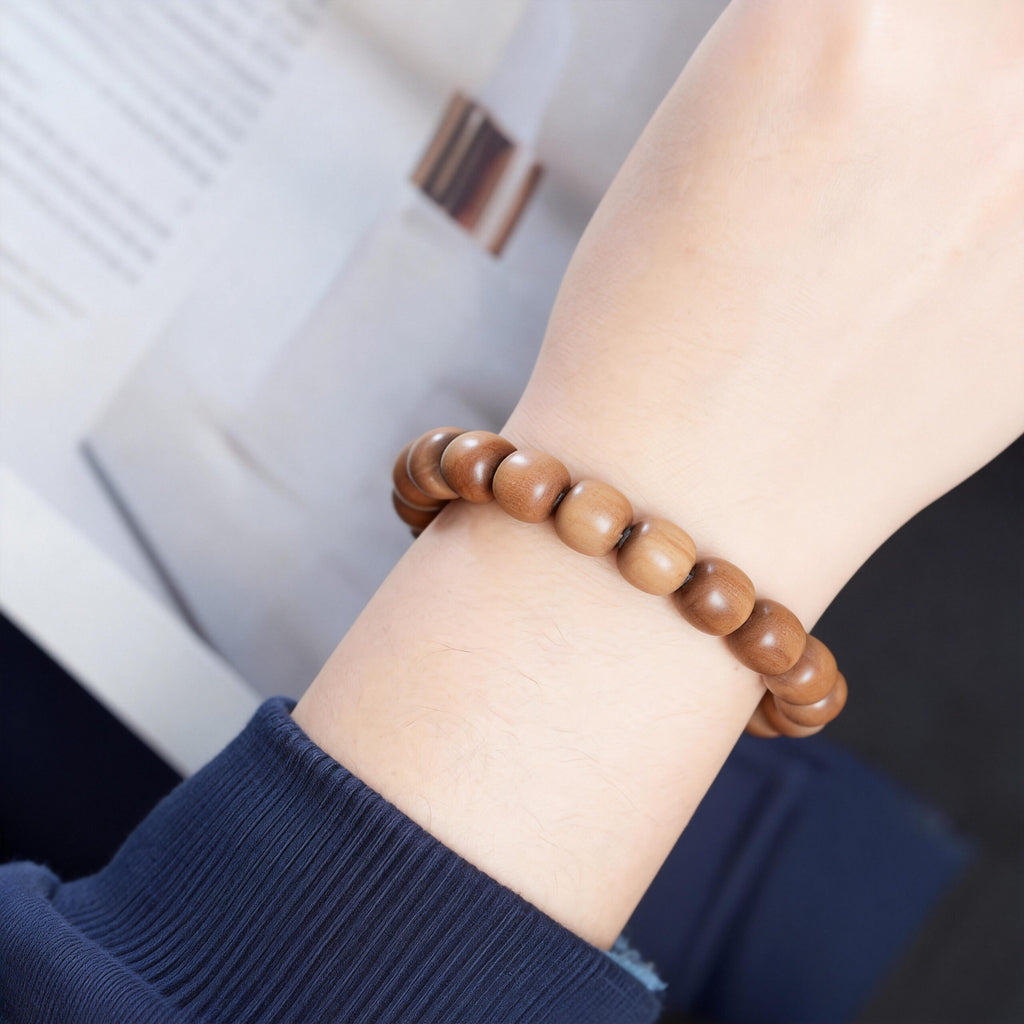 Mysore Sandalwood Barrel Bead Bracelet-Still · Deep Reserve