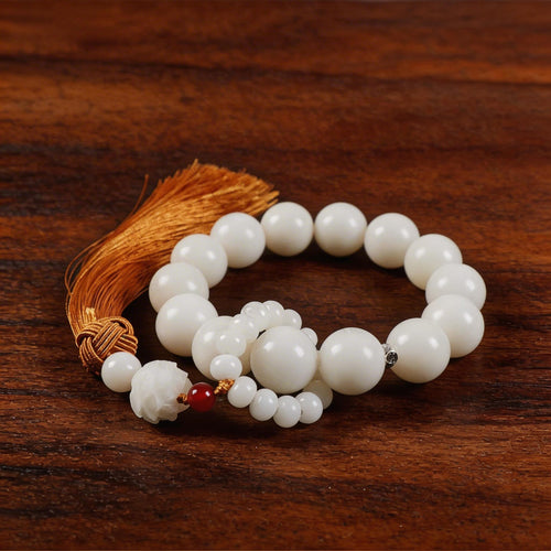 Bodhi Lotus Hand Mala — Trace