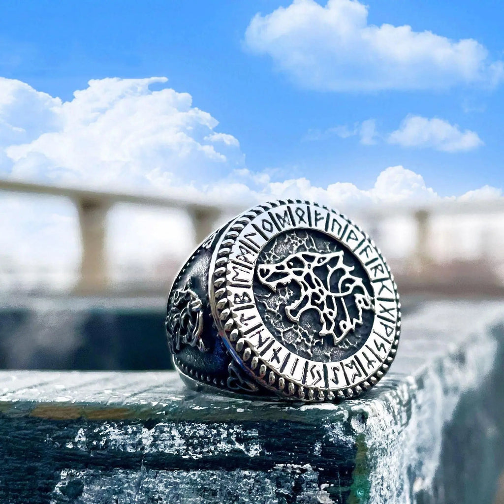 Fenrir Wolf Amulet Signet Viking Ring