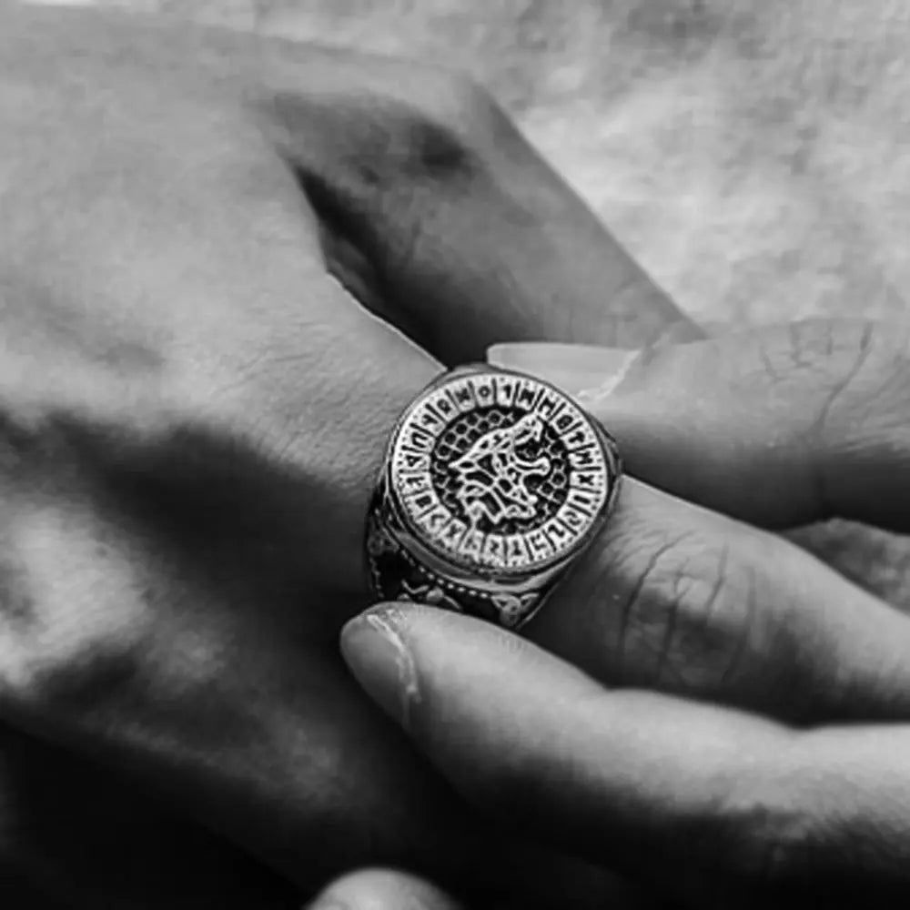Fenrir Wolf Amulet Signet Viking Ring