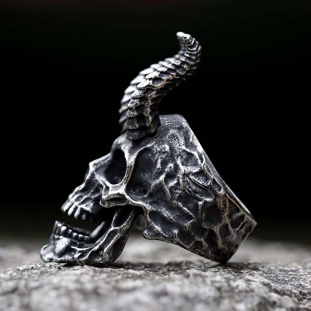 Horned Demon Skull Gothic Stainless Steel Ring
