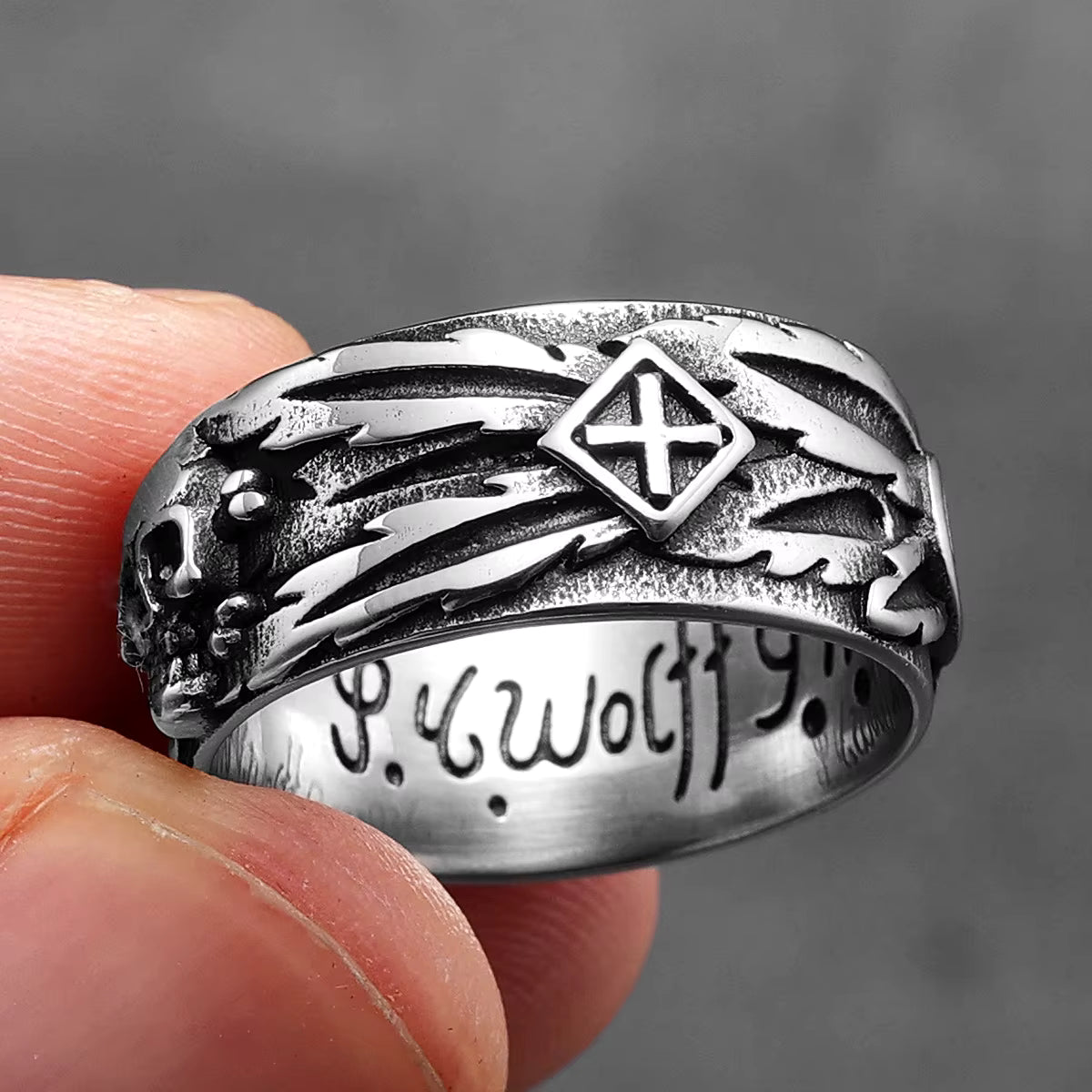 Lightning Skull Biker Band Ring