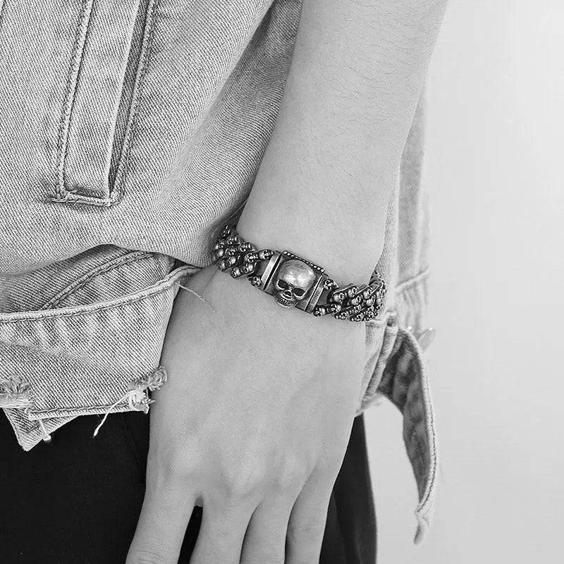 Open Box Skull Clasp Stainless Steel Bracelet