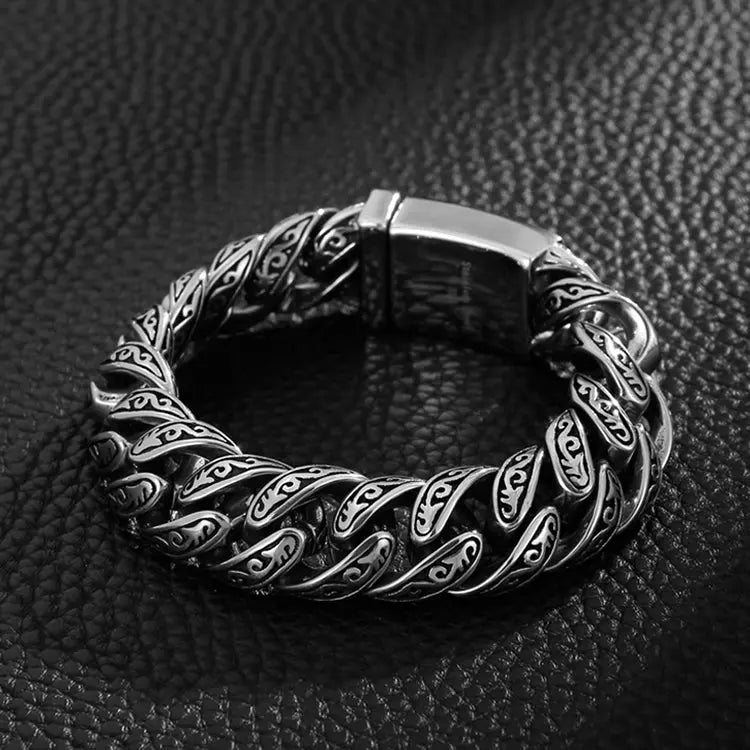 Skull Clasp Heavy Stainless Steel Bracelet