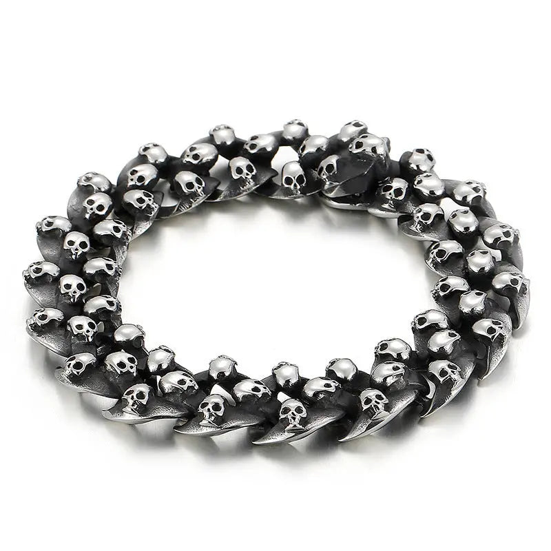 Tiny Skulls Diamond-shaped Links Bracelet