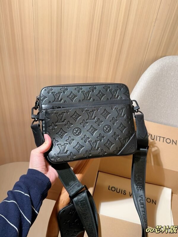Size: 25cm