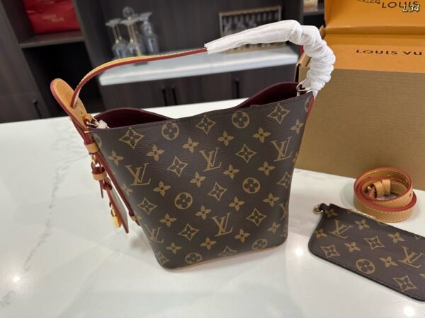 Size:17*18cm