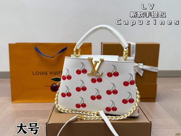 Size: 27*18cm